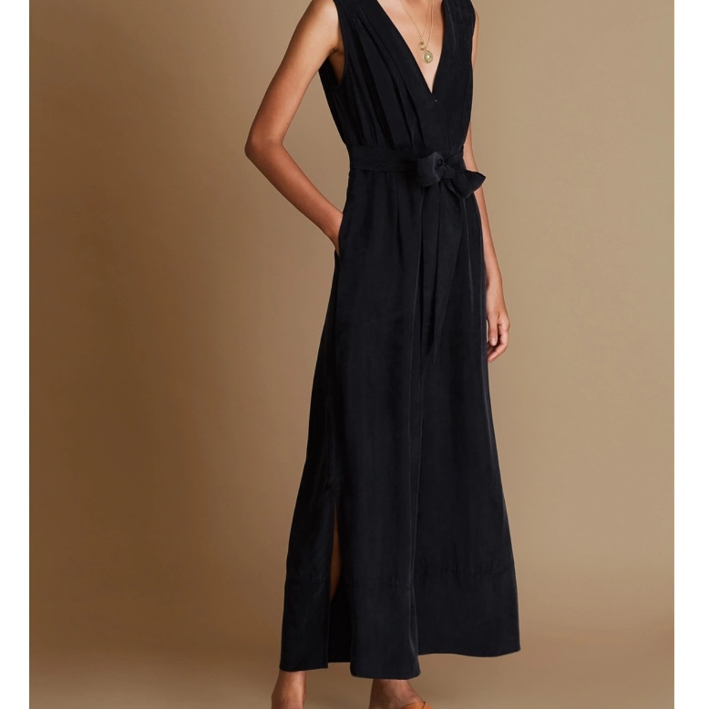 Elegant Black Sleeveless Jumpsuit